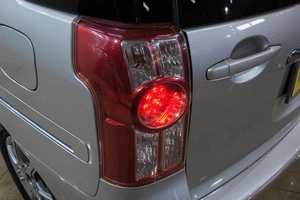 Минивэн Toyota Raum 2010 года, 829000 рублей, Новокузнецк