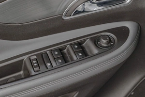 Внедорожник Opel Mokka 2015 года, 1479000 рублей, Челябинск