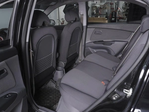 Хетчбэк Kia Rio 2011 года, 719000 рублей, Ростов-на-Дону