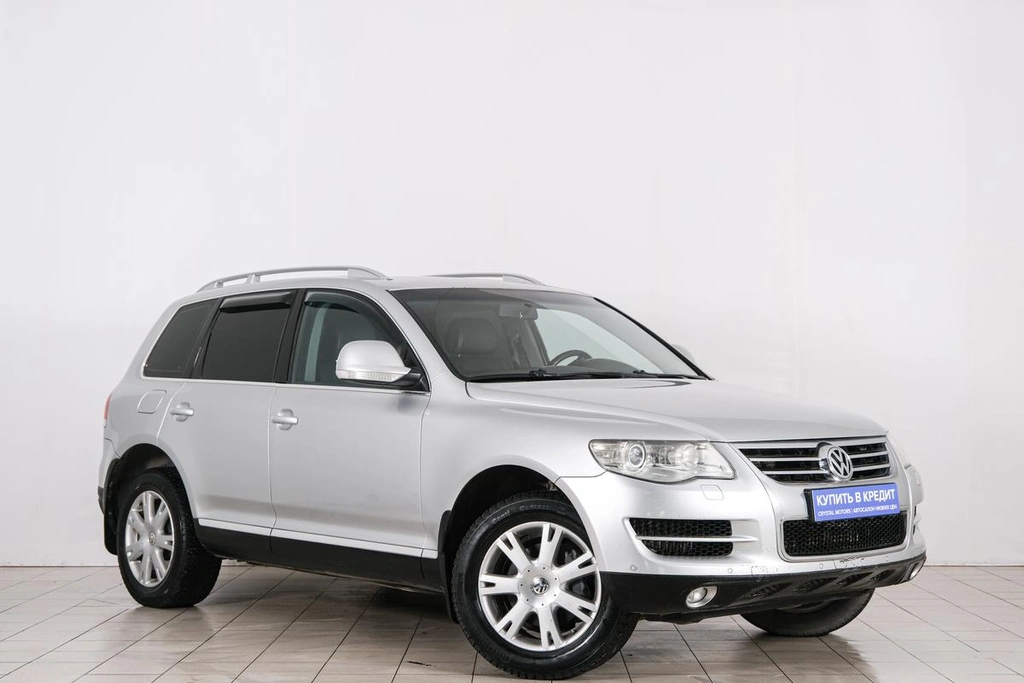 Внедорожник Volkswagen Touareg 2008 года, 1449000 рублей, Красноярск