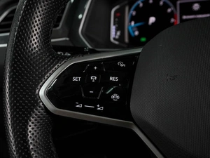 Внедорожник Volkswagen Tiguan 2019 года, 2480000 рублей, Воронеж