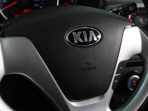 Хетчбэк Kia Rio 2015 года, 849000 рублей, Воронеж
