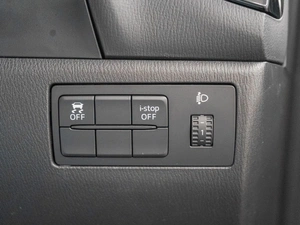 Седан Mazda Axela 2015 года, 1325000 рублей, Красноярск