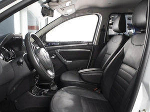 Внедорожник Renault Duster 2018 года, 1130000 рублей, Омск