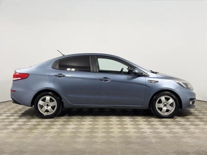 Седан Kia Rio 2015 года, 949900 рублей, Казань