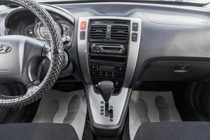 Внедорожник Hyundai Tucson 2008 года, 899000 рублей, Барнаул