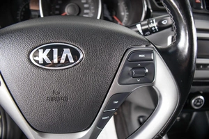 Седан Kia Rio 2016 года, 959000 рублей, Пермь