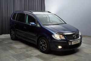 Минивэн Volkswagen Touran 2007 года, 950000 рублей, Красноярск