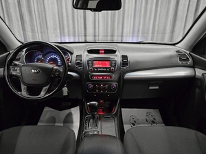 Внедорожник Kia Sorento 2012 года, 1599000 рублей, Красноярск