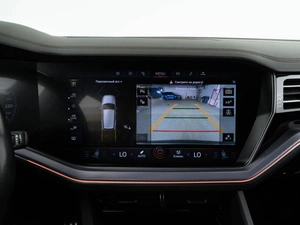 Внедорожник Volkswagen Touareg 2019 года, 8843055 рублей, Москва