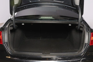 Седан Volkswagen Jetta 2013 года, 1049000 рублей, Новосибирск