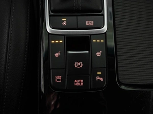 Седан Kia Optima 2018 года, 2127000 рублей, Ставрополь