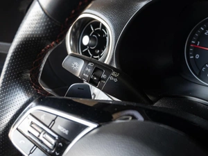 Хетчбэк Kia K3 2019 года, 2180000 рублей, Краснодар