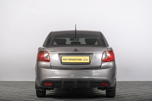 Седан Kia Rio 2010 года, 559000 рублей, Томск