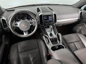 Внедорожник Porsche Cayenne 2010 года, 2389900 рублей, Казань