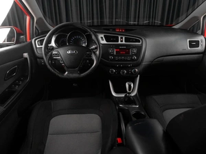 Хетчбэк Kia Ceed 2014 года, 839000 рублей, Тюмень