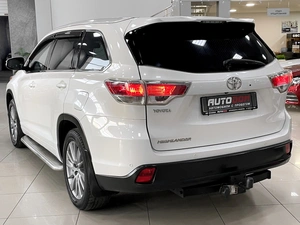Внедорожник Toyota Highlander 2014 года, 2687000 рублей, Солонцы