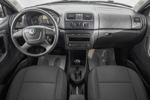 Хетчбэк Skoda Fabia 2012 года, 889000 рублей, Барнаул