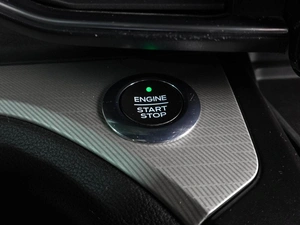 Внедорожник Ford Explorer 2019 года, 3599000 рублей, Воронеж