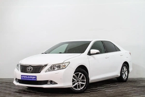 Седан Toyota Camry 2013 года, 1699000 рублей, Сургут