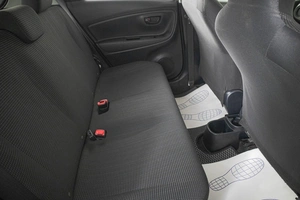 Хетчбэк Toyota Vitz 2015 года, 749000 рублей, Кемерово