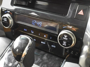 Минивэн Toyota Vellfire 2018 года, 6793900 рублей, Казань