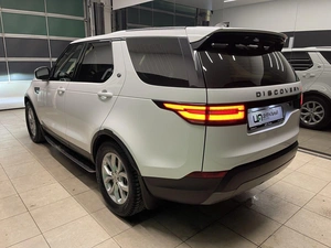 Внедорожник Land Rover Discovery 2017 года, 3500000 рублей, Красноярск