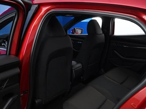 Хетчбэк Mazda 3 2019 года, 2277077 рублей, Москва