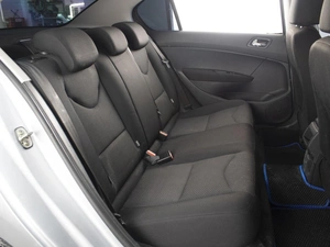 Седан Peugeot 408 2013 года, 530000 рублей, Омск