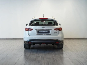 Внедорожник Infiniti QX70 2013 года, 2439000 рублей, Саратов