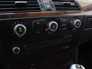 Седан BMW 5 серия 2008 года, 1300000 рублей, Волгоград