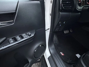 Пикап Toyota Hilux 2025 года, 11350000 рублей, Солонцы