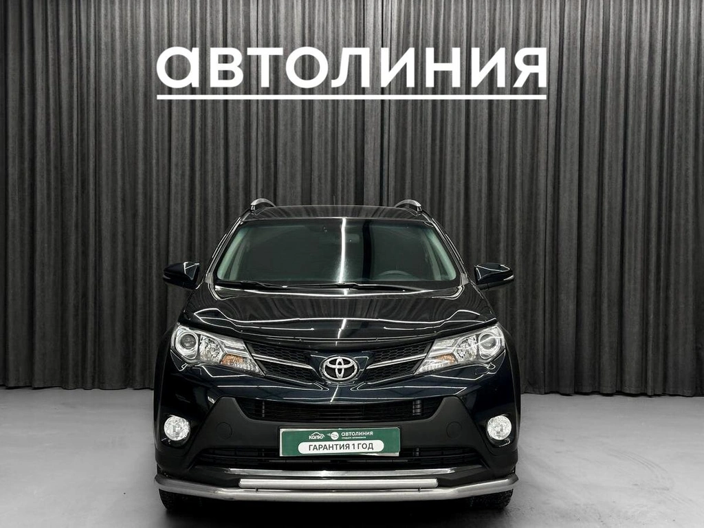 Внедорожник Toyota RAV4 2015 года, 2270000 рублей, Красноярск