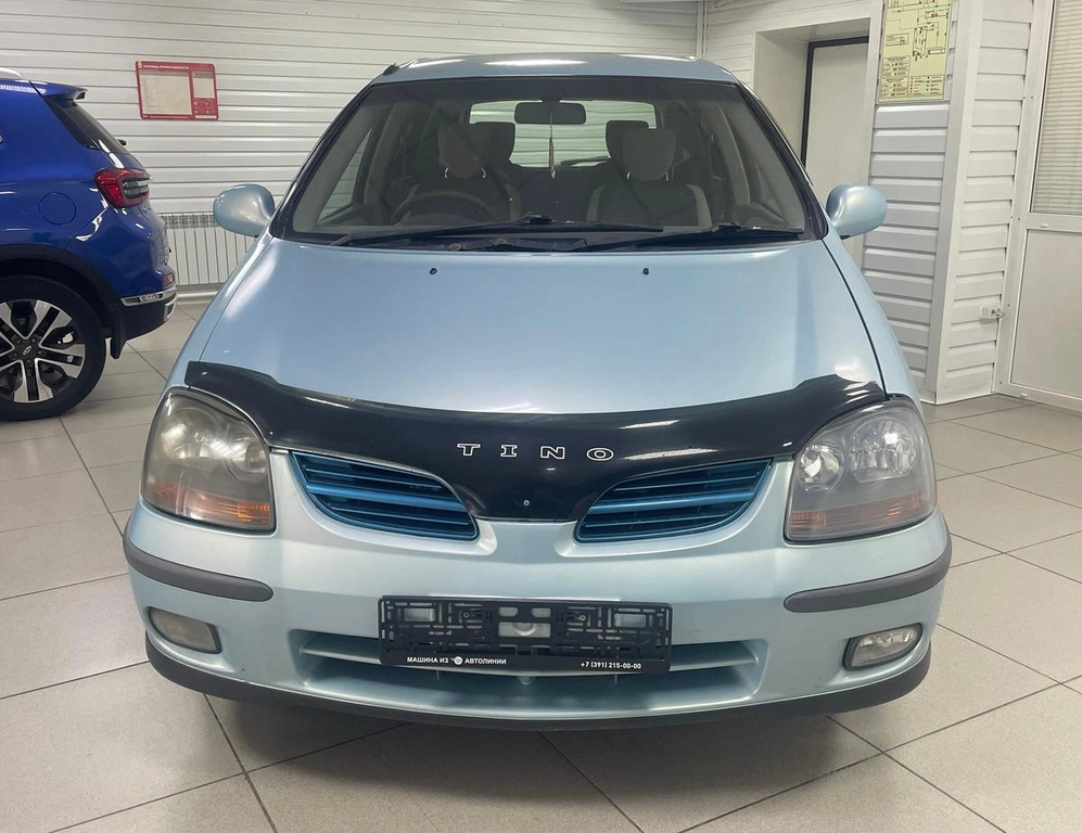 Минивэн Nissan Tino 2002 года, 369000 рублей, Ачинск