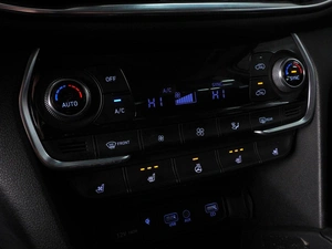 Внедорожник Hyundai Santa Fe 2020 года, 3498000 рублей, Красный Пахарь