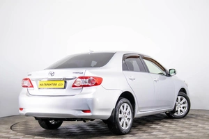 Седан Toyota Corolla 2012 года, 1099000 рублей, Пермь