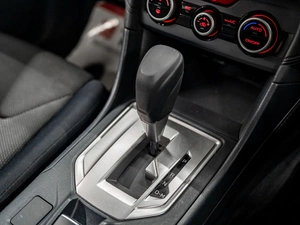Седан Subaru Impreza 2017 года, 1375000 рублей, Красноярск