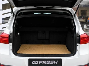 Внедорожник Volkswagen Tiguan 2015 года, 1345000 рублей, Волгоград