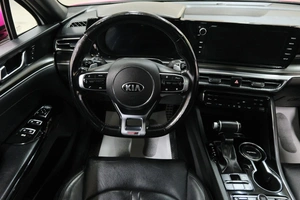 Седан Kia K5 2020 года, 2799000 рублей, Омск