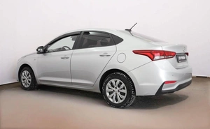 Седан Hyundai Solaris 2019 года, 1222000 рублей, Орёл