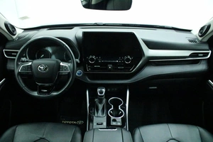 Внедорожник Toyota Highlander 2021 года, 5245000 рублей, Красноярск