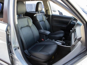 Внедорожник Mitsubishi Outlander 2021 года, 2199000 рублей, Петрозаводск