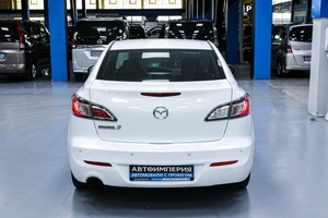 Хетчбэк Mazda 3 2012 года, 863000 рублей, Солонцы