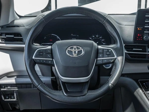 Минивэн Toyota Sienna 2021 года, 4170000 рублей, Ставрополь