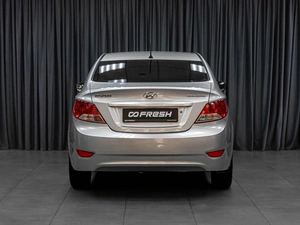 Седан Hyundai Solaris 2013 года, 779000 рублей, Тюмень