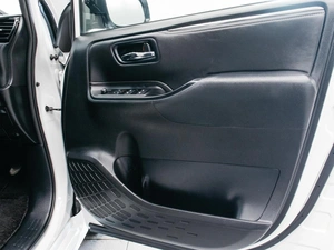Минивэн Toyota Esquire 2016 года, 1699000 рублей, Красноярск
