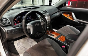 Седан Toyota Camry 2009 года, 1250000 рублей, Красноярск