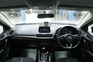 Седан Mazda Axela 2017 года, 1378000 рублей, Солонцы