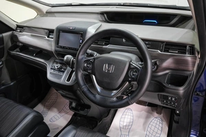 Минивэн Honda Freed 2017 года, 1399000 рублей, Новокузнецк