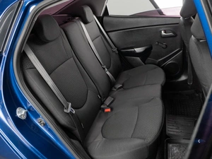 Седан Kia Rio 2015 года, 999000 рублей, Тюмень